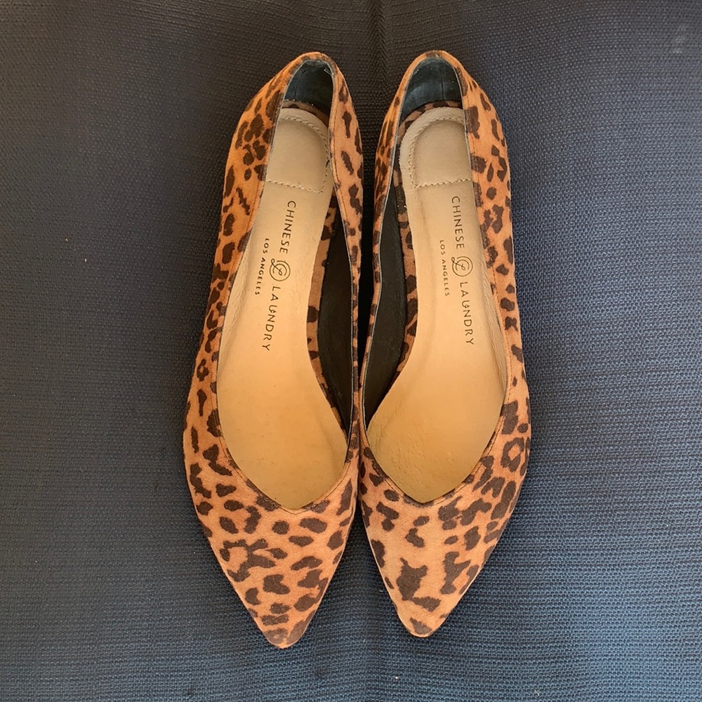 Women’s Leopard Print Flats, Size 9.5